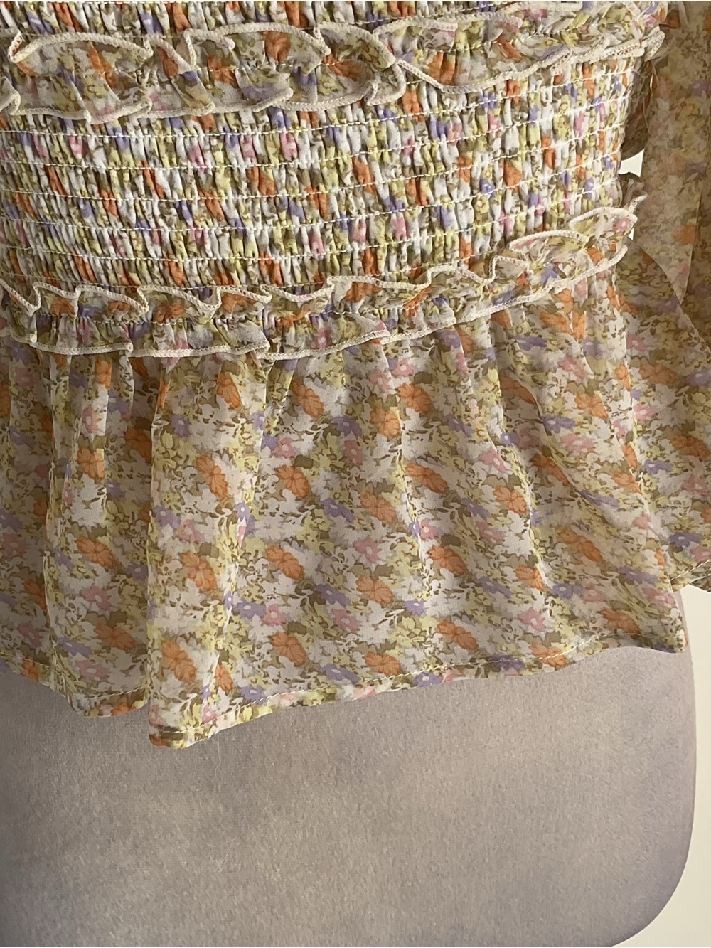 Astr Smocked Square-Neck Blouse in Cream and Yellow Floral - Picture 5 of 12